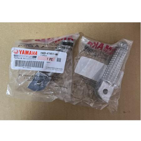 YAMAHA 原廠 R3 MT-03 腳踏板 前腳踏桿 腳踏 1WD-F7451-00 1WD-F7461-00 現貨-細節圖2