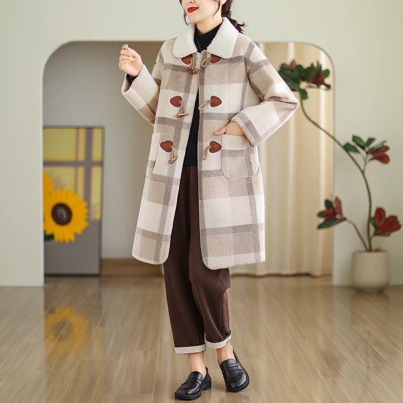 奶茶杏色超柔軟毛毛絨大衣外套 牛角釦大衣 超親膚高質感絨面翻領排扣格紋外套-細節圖3