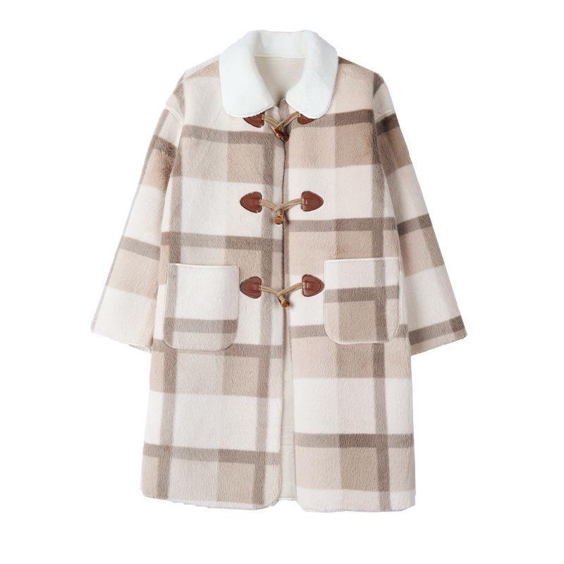 奶茶杏色超柔軟毛毛絨大衣外套 牛角釦大衣 超親膚高質感絨面翻領排扣格紋外套-細節圖4