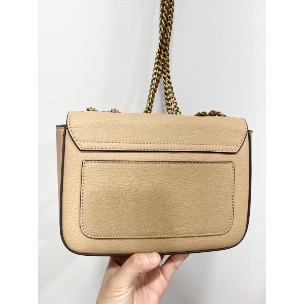 CHARLES & KEITH 小ck 奶茶色簡約鏈條斜背包  肩背包 奶茶色-細節圖4
