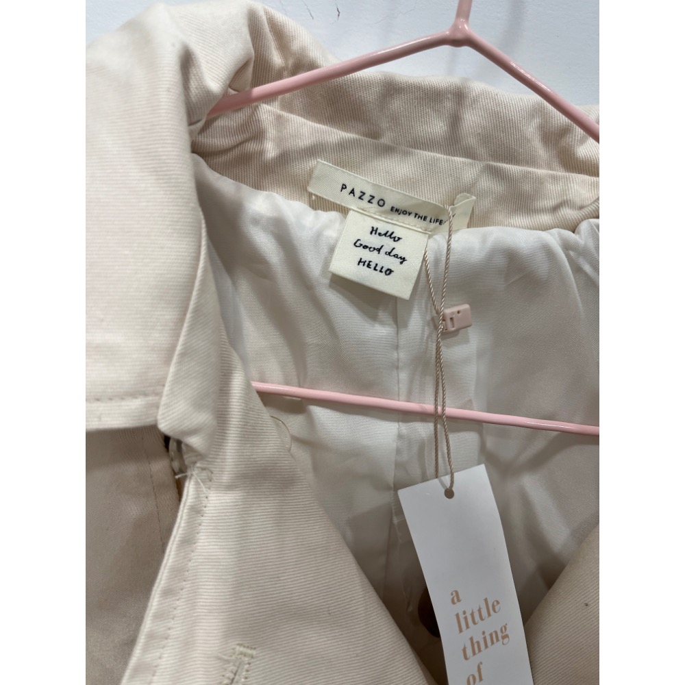 Pazzo奶杏色連帽風衣外套 白色大衣外套-細節圖3