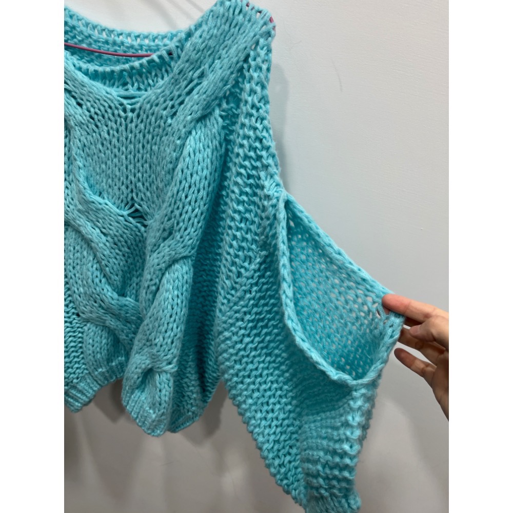 湖水藍綠針織上衣 手袖鏤空上衣-細節圖4