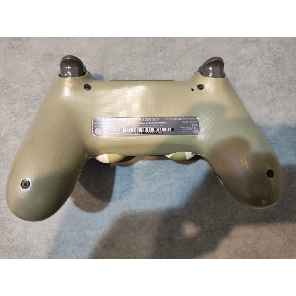 PS4 原廠二代迷彩綠手把-細節圖2