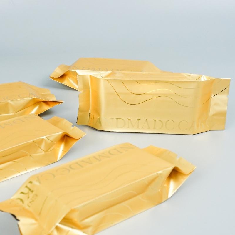 臺灣出貨 現貨 歐思麥烘焙 新款加厚鋁膜鳳梨酥包裝袋低奢燙金塗層開運酥機封袋英文零食袋子50入（哲）-細節圖4