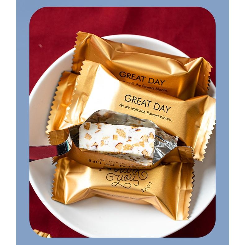 臺灣出貨 現貨 歐思麥烘焙 太妃糖包裝袋 咖啡糖果包裝袋 高檔啞光金色鋁膜袋 牛軋糖鋁箔袋 奶棗烘焙包裝200入（忆）-細節圖6