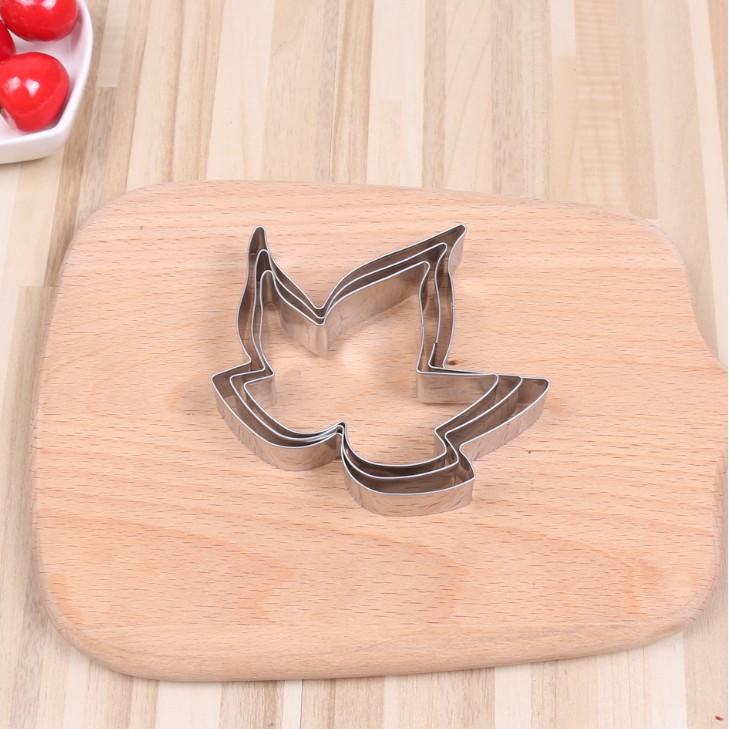 臺灣現貨新款不銹鋼英式糖花切模 楓葉餅乾模具 翻糖花工具3件套  手工花麵包花超輕粘土工具A401（贝）-細節圖2