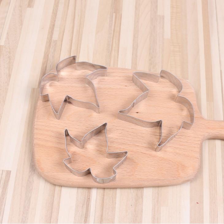 臺灣現貨新款不銹鋼英式糖花切模 楓葉餅乾模具 翻糖花工具3件套  手工花麵包花超輕粘土工具A401（贝）-細節圖5