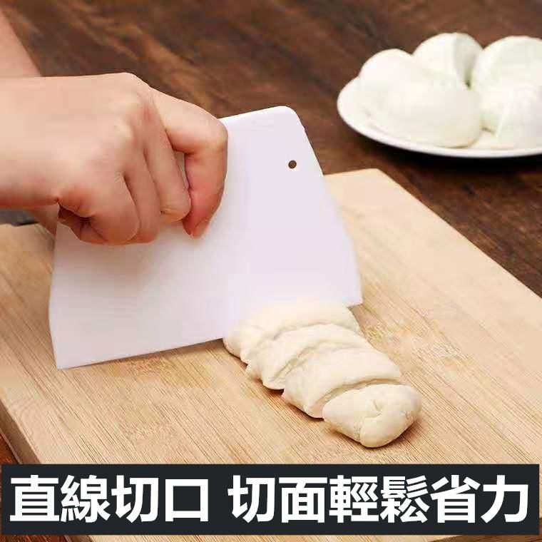 臺灣現貨 刮面刀塑膠刀具豆腐刀切面刀廚房多功能腸粉刮板烘焙切切麵團神器（巧）-細節圖3