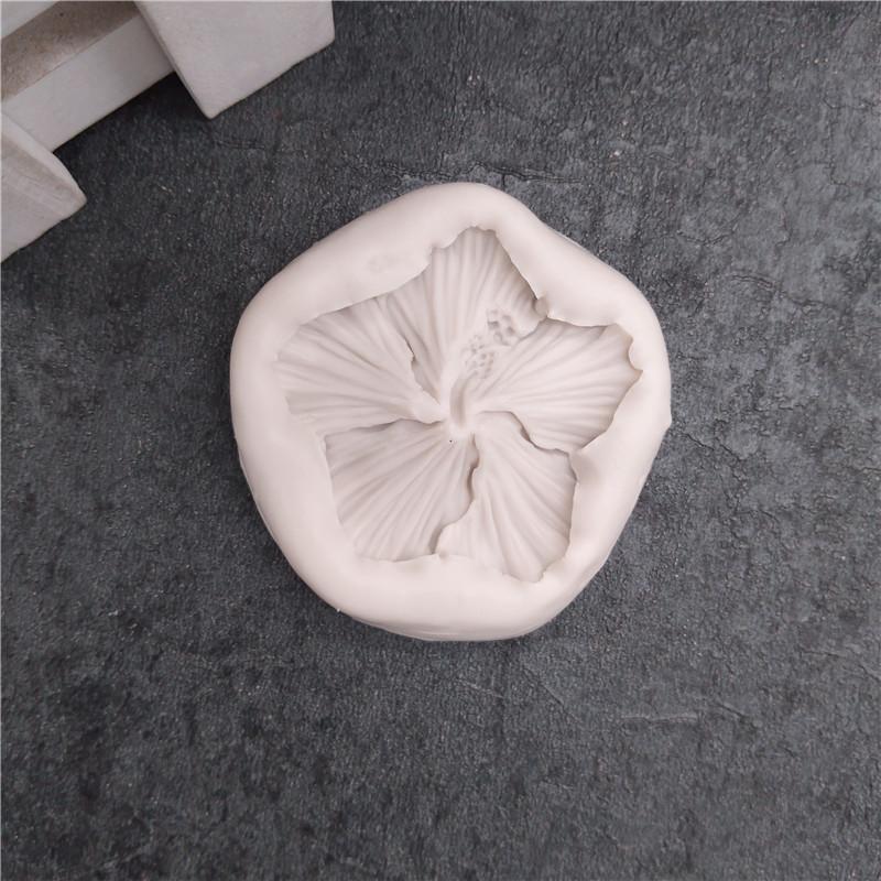 臺灣現貨 歐思麥烘焙新款烘焙工具 可愛的小花  巧克力模 翻糖巧克力蛋糕矽膠模具（恩）-細節圖3