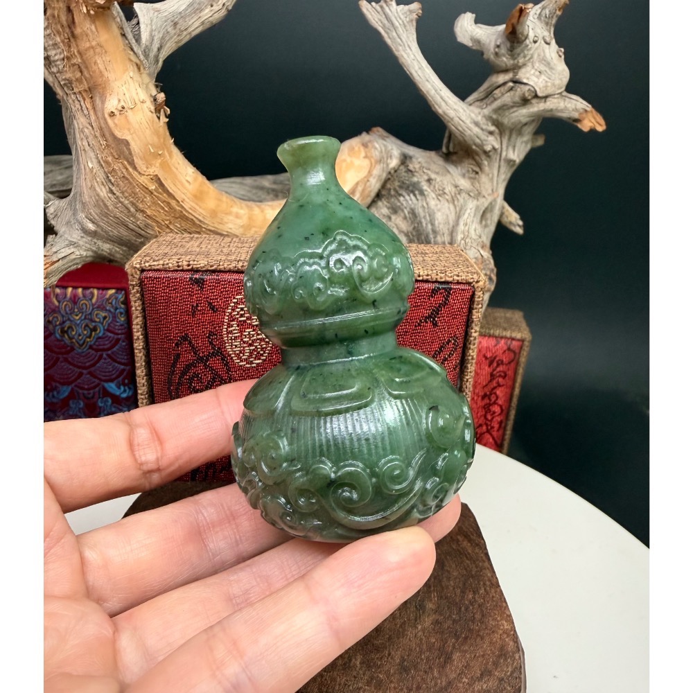 《寶瑠璃玉石水晶》保真天然和田玉碧玉，手工雕刻「福祿雙全」葫蘆擺件、手把件(附檢驗證書)-細節圖4