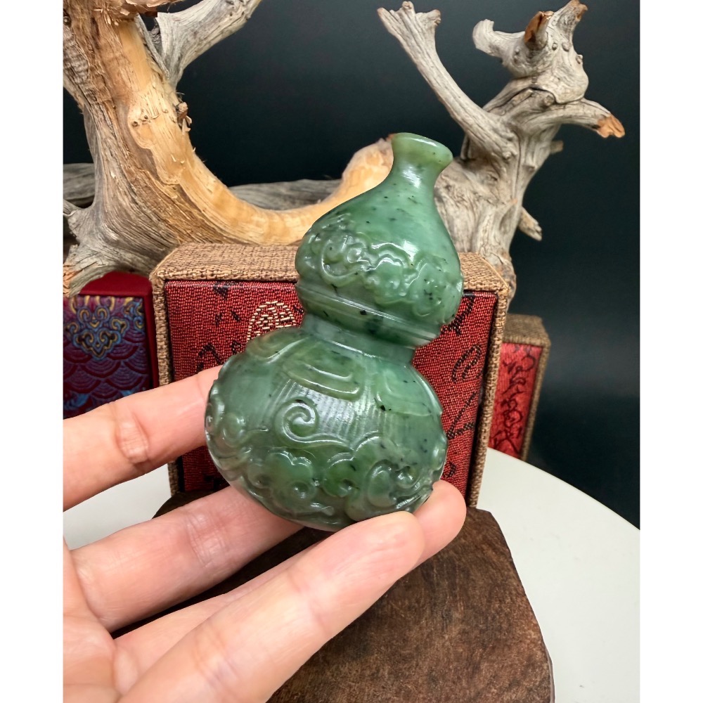 《寶瑠璃玉石水晶》保真天然和田玉碧玉，手工雕刻「福祿雙全」葫蘆擺件、手把件(附檢驗證書)-細節圖5