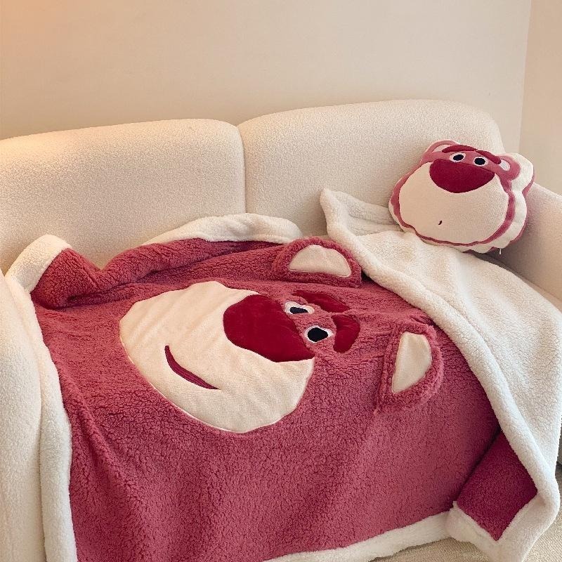 【雜惑殿】大版刺繡熊抱哥 草莓熊 史迪奇 立體卡通羊羔絨毛毯 秋冬加厚蓋毯 辦公室毯子-細節圖3