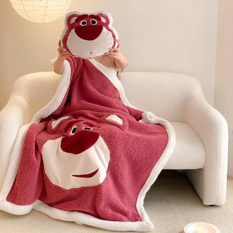 【雜惑殿】大版刺繡熊抱哥 草莓熊 史迪奇 立體卡通羊羔絨毛毯 秋冬加厚蓋毯 辦公室毯子-細節圖4