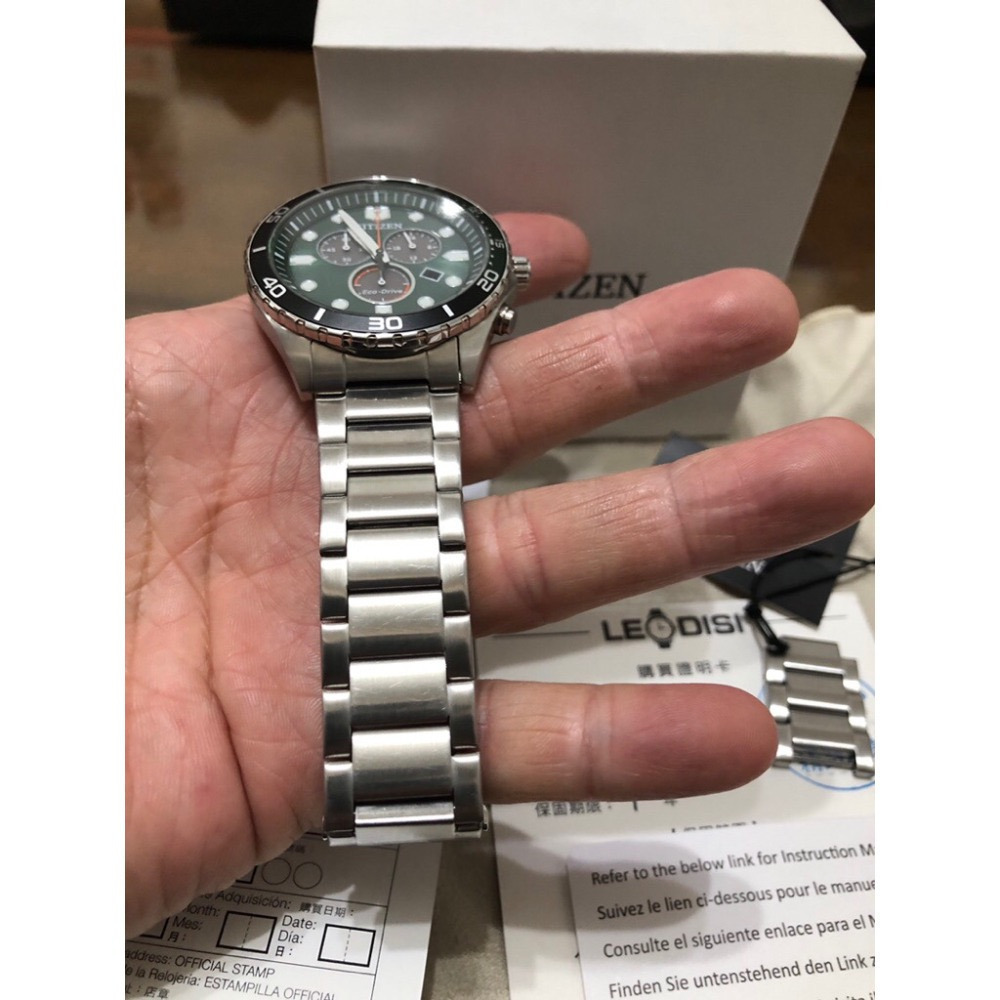 調整收藏~ 讓藏優惠  CITIZEN星辰 光動能三眼計時運動錶-軍綠43mm (AT2561-81X)-細節圖4