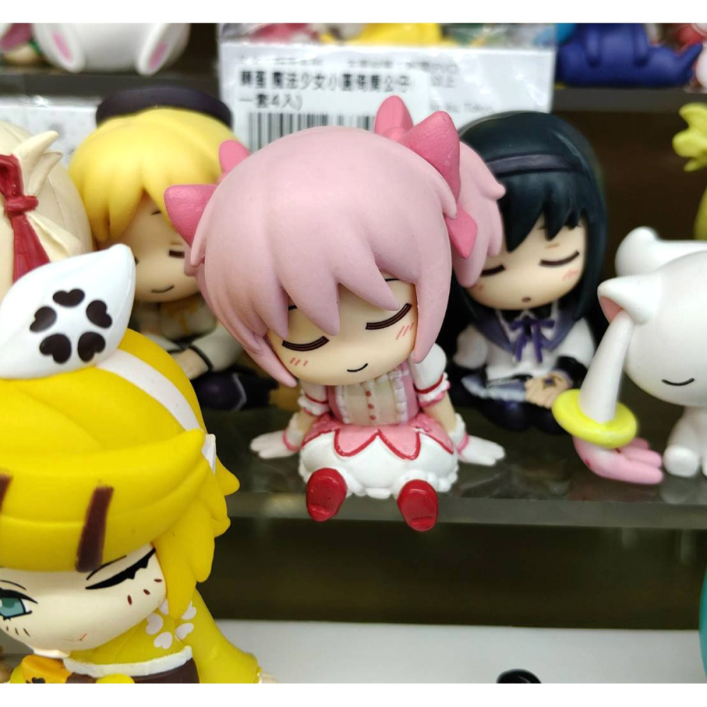轉蛋 TAKARA 靠肩Fig. 魔法少女小圓(套4入) 400日幣-細節圖5