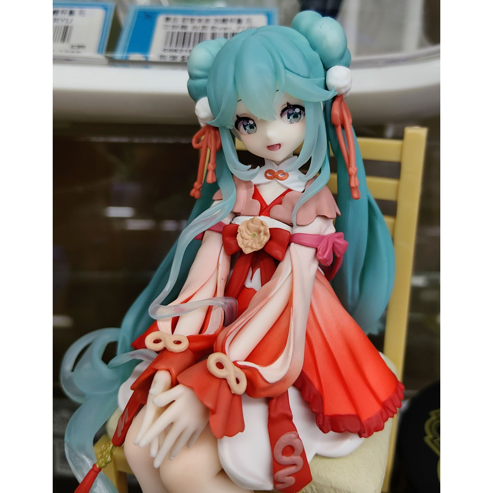 景品 FURYU 初音未來 泡麵杯蓋 2026 中華新年Ver.-細節圖4