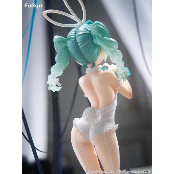 【全新現貨】日版 現貨 正版 Furyu 初音未來 BiCute 兔女郎 原畫 rurudo 白色ver. 初音 公仔-細節圖2