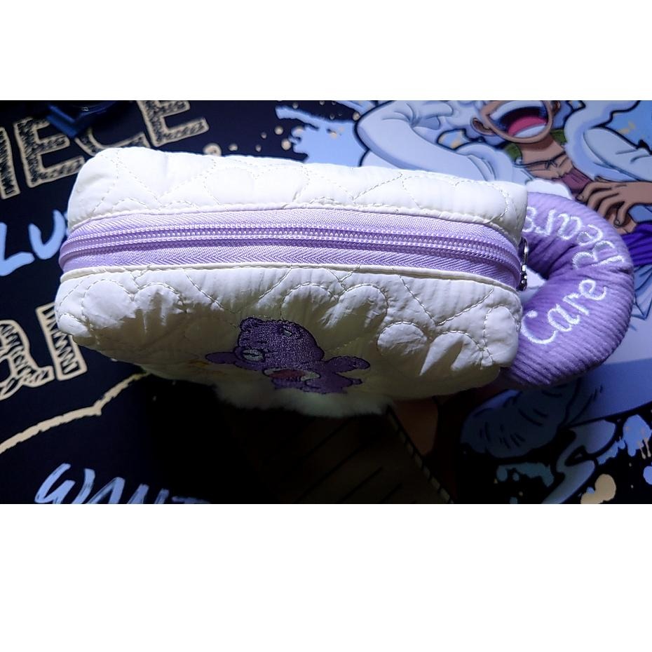 【正版現貨】泡泡瑪特 Care Bears 彩虹熊 愛心熊 玩偶 吊飾 化妝包 隨身攜帶 包包 筆袋 (紫色)-細節圖2