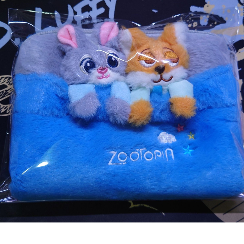 【全新現貨】朱迪尼克斜背包 迪士尼 動物方城市 Zootopia萌友可愛肩毛絨外出玩偶包 送女生禮物包包-細節圖2