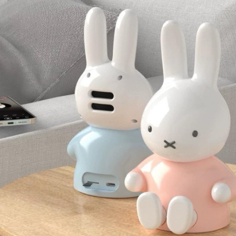 花點甜-現貨 正版 Miffy米飛 米菲兔無線藍牙喇叭3D環繞家用音響//手機支架/生日禮物/時尚擺飾-細節圖2