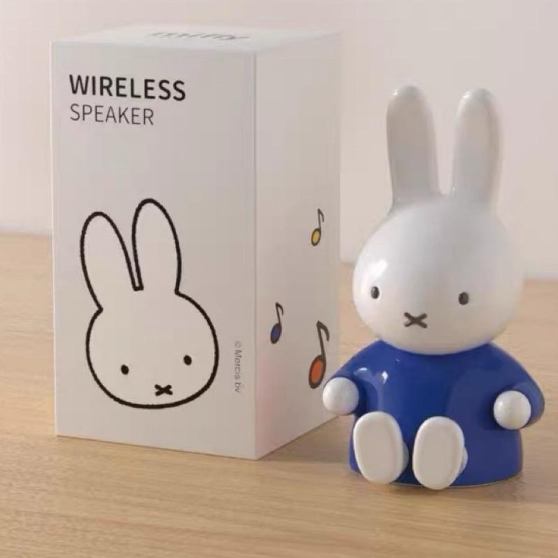 花點甜-現貨 正版 Miffy米飛 米菲兔無線藍牙喇叭3D環繞家用音響//手機支架/生日禮物/時尚擺飾-細節圖3