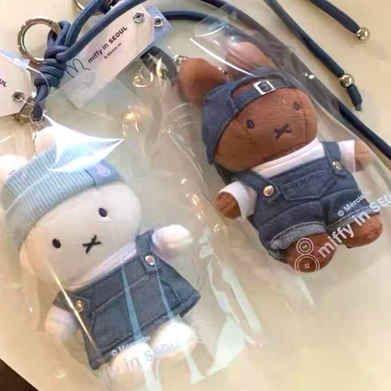 花點甜-現貨 正版Miffy米飛 韓國聖水洞限定 丹寧米飛絨毛鑰匙圈/包包掛飾/ 娃娃收藏/生日禮物-細節圖2