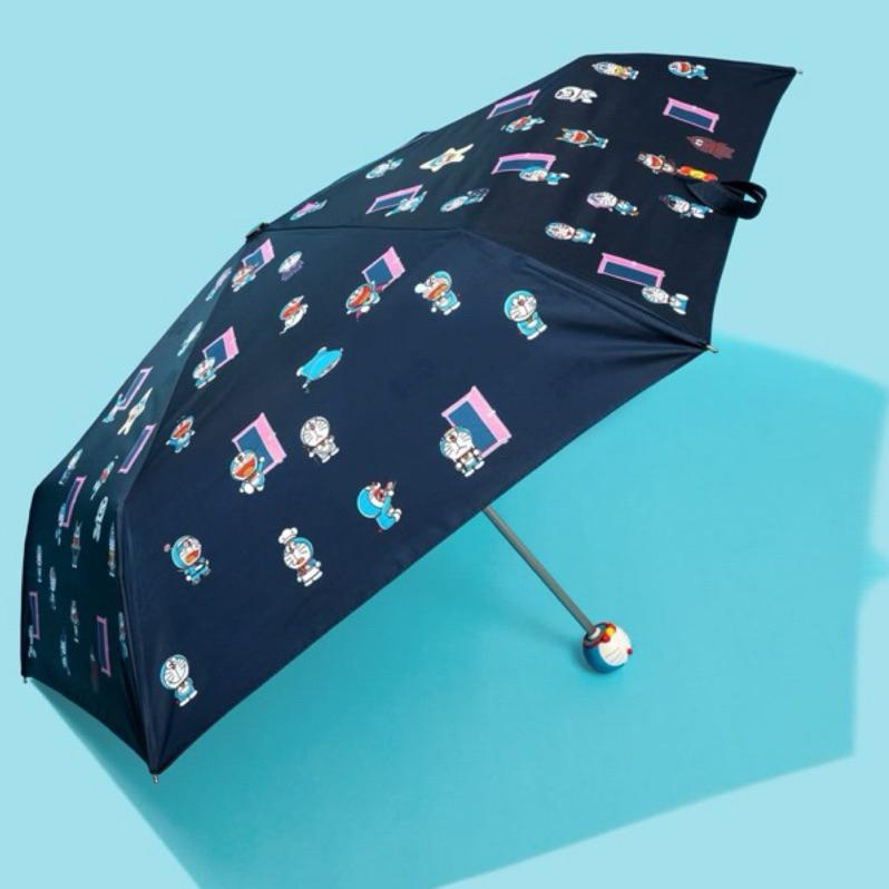 花點甜-現貨100% 哆啦A夢&FRIENDS 巡迴特展 -哆啦A夢抗UV摺疊傘（2色可選）/陽傘/外出旅遊必備-細節圖2