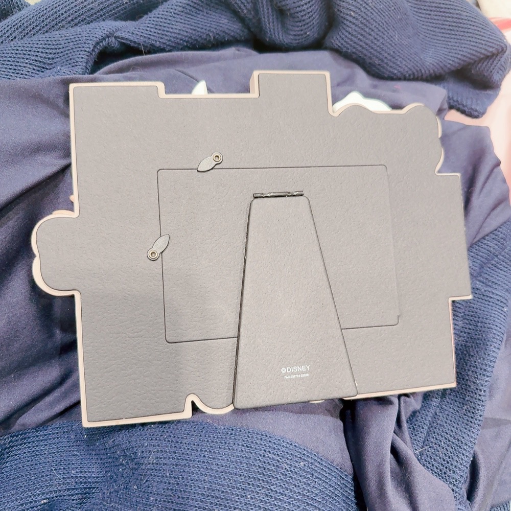 收藏出清 Disney 迪士尼商店 老物 狗狗大集合 陶瓷 立體相框 101忠狗 布魯托 麥斯狗 娜娜狗 小姐狗-細節圖2