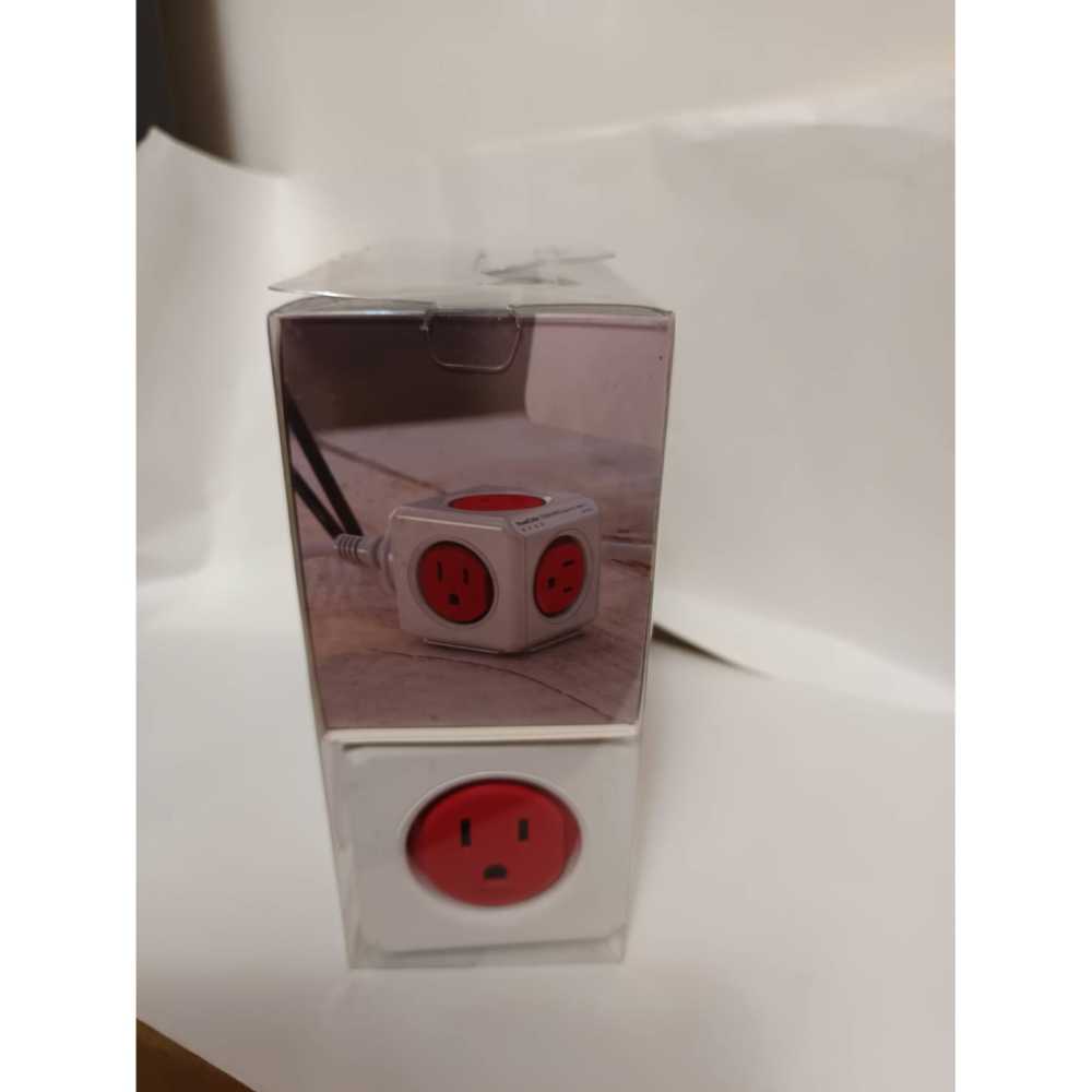 PowerCube魔術方塊延長線4304(紅色)5面插座3孔3米 不同插座不打結 過載斷電安全無慮 【正版授權】-細節圖2