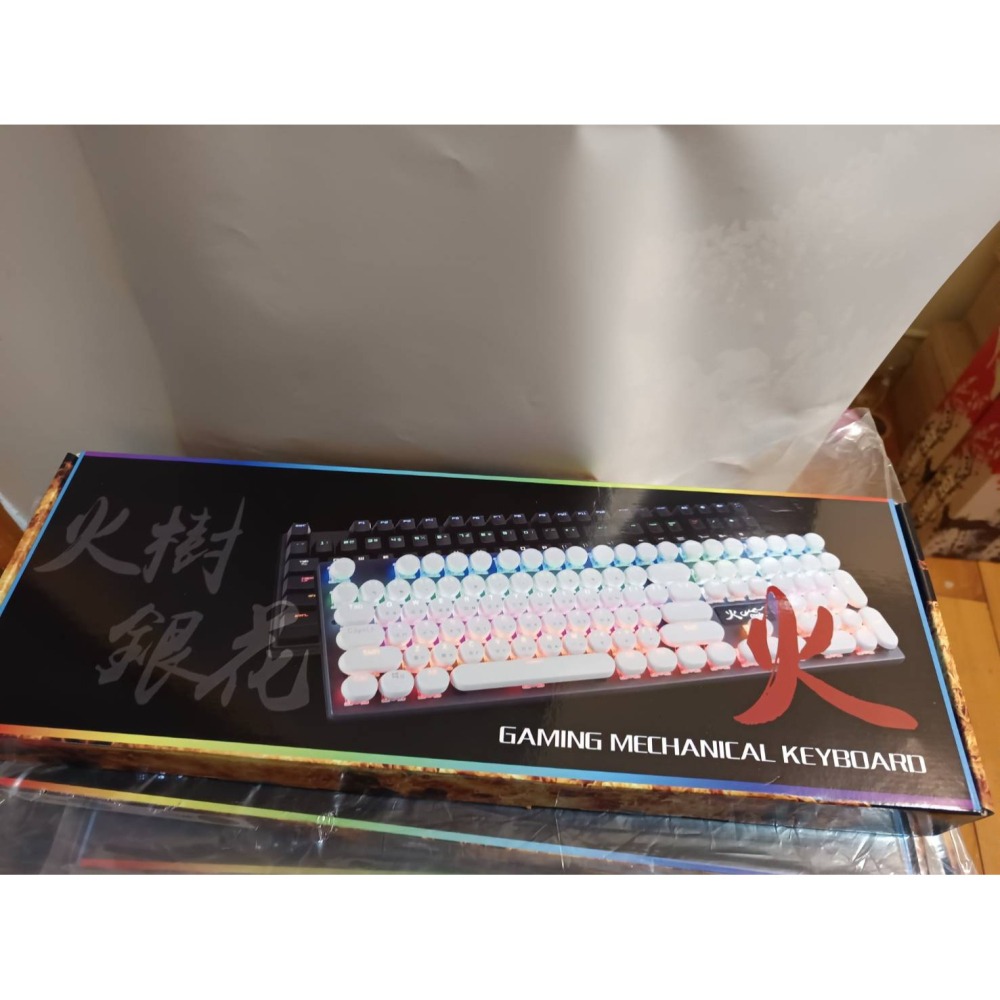 每1條出售 : Coolpc 【火】白色打字機鍵帽機械式鍵盤-細節圖3