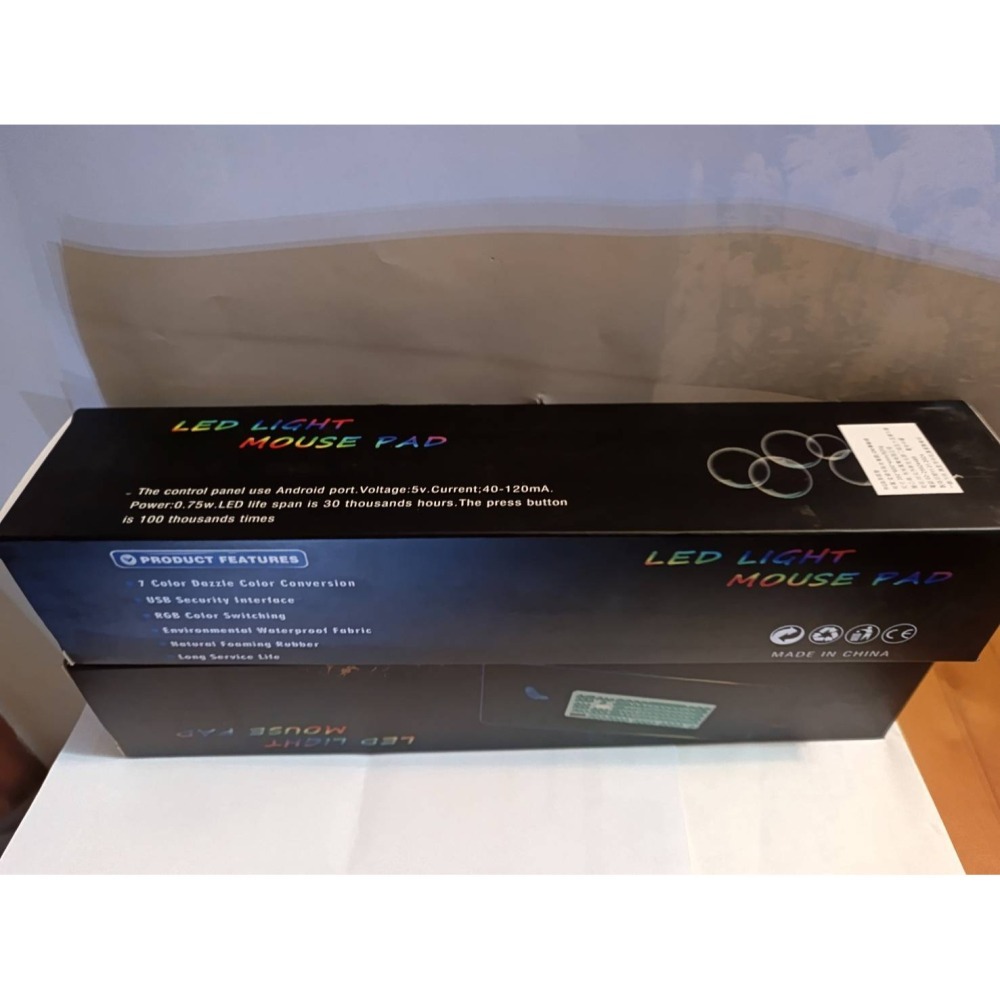 WD 原廠 會發光的炫光電競滑鼠墊-細節圖2