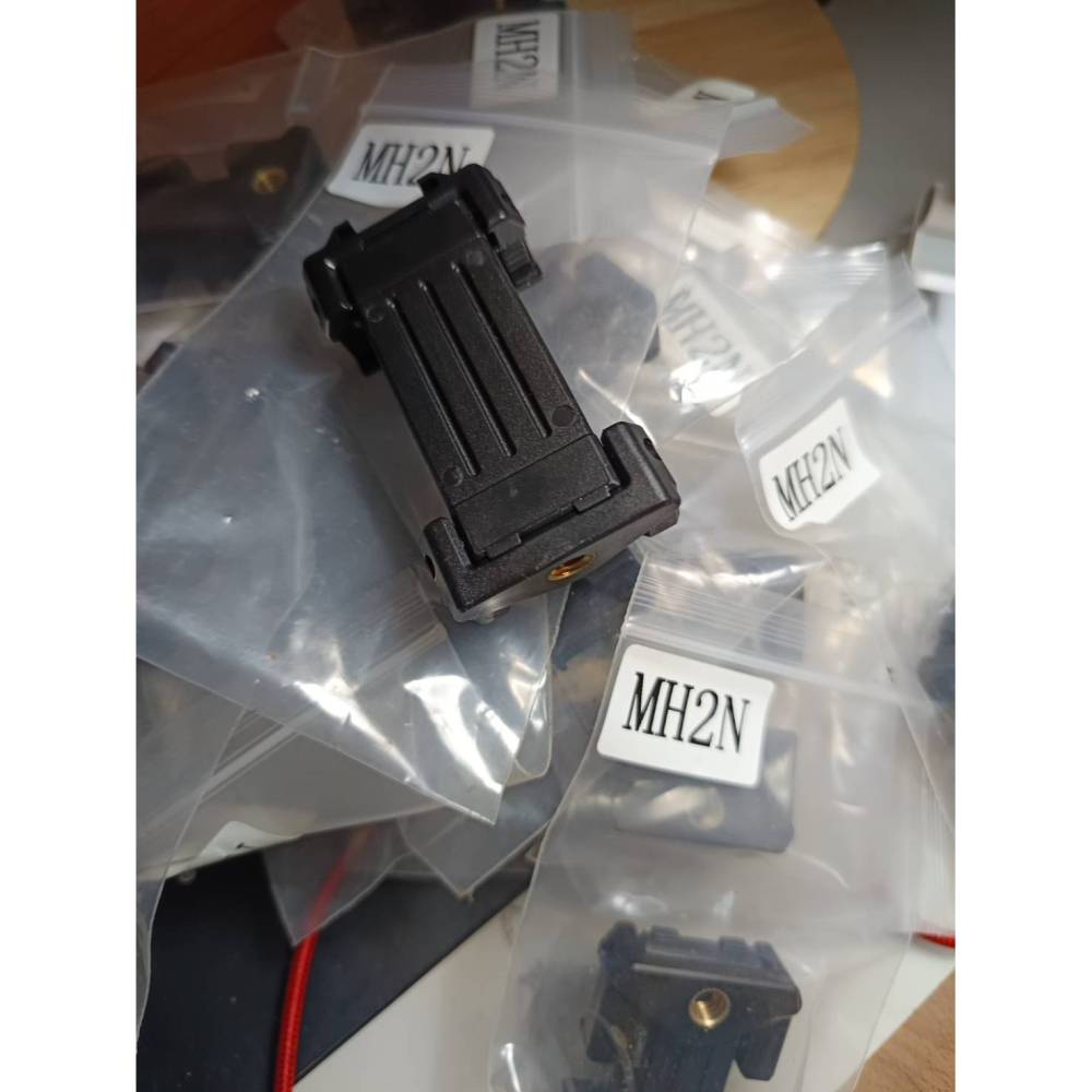 全新-2入-出貨 -原裝正品  百諾 MH2N 可折疊 手機夾-細節圖2