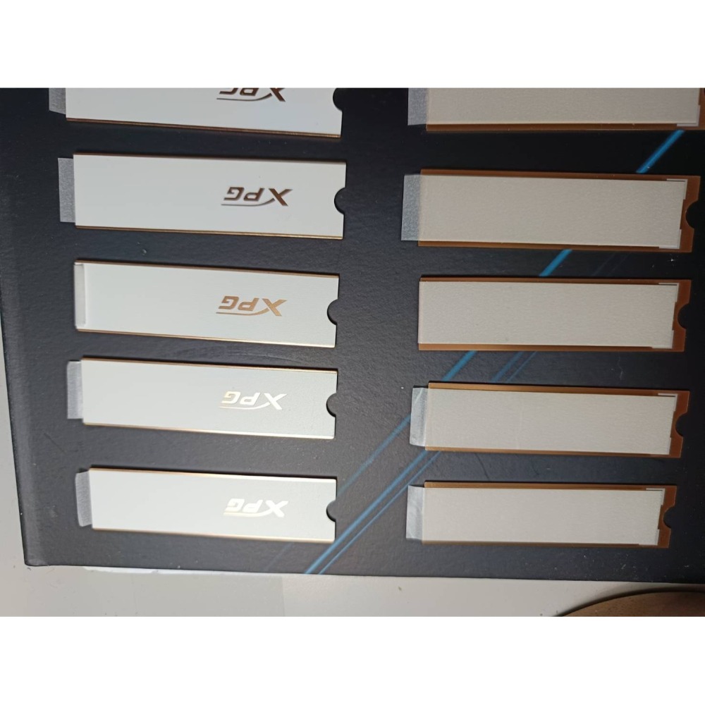 每2片出貨- 公司貨- M.2 2280 SSD M.2 固態硬碟 散熱器 散熱片 適用於 M.2 2280－－－白色-細節圖2