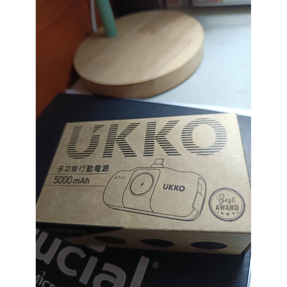 贈品-用不到出清-UKKO3合1 充手機/Watch+自帶TypeC線 直插式 5000mAh快充行動電源-細節圖2