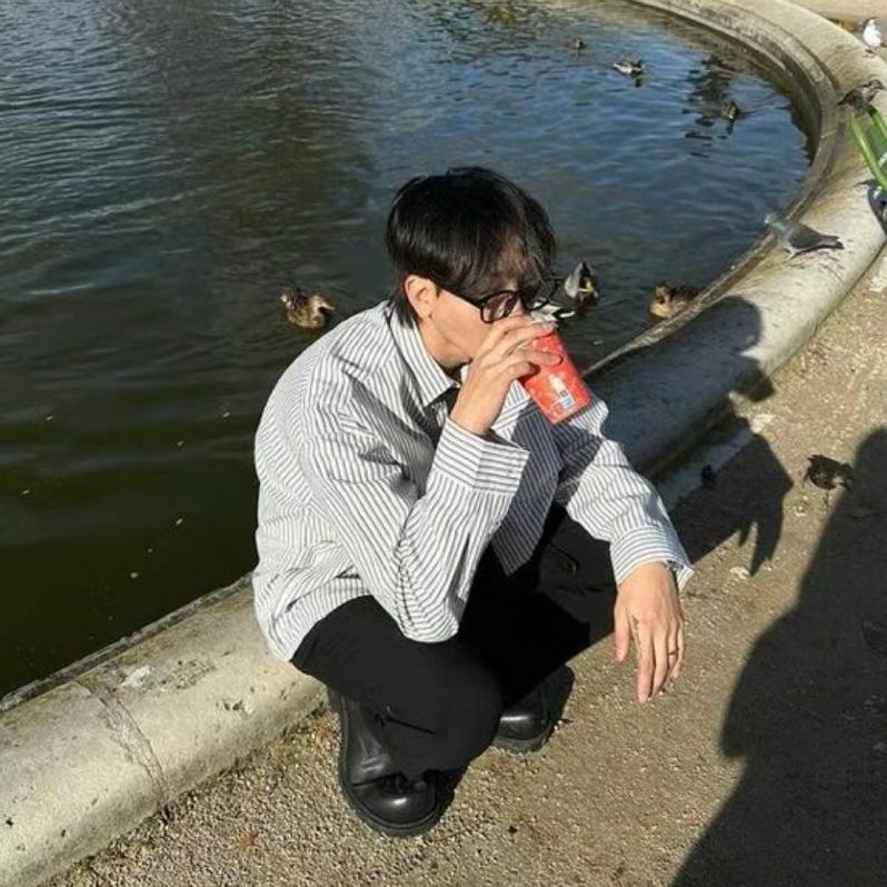 【FHICS】現貨 正韓服飾25s春夏款 🔥韓國熱銷 韓系 質感 條紋襯衫 襯衫 長袖襯衫 薄襯衫 夏季 襯衫-細節圖3