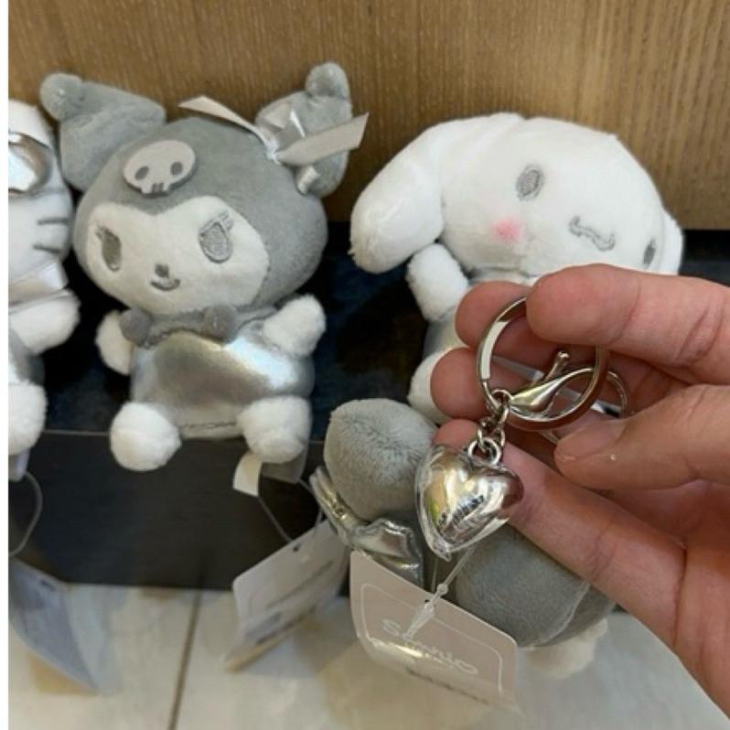 【FHICS】現貨 隔日到貨 韓國 限定 SANRIO 三麗鷗 50週年 銀色鑰匙圈 吊飾 質感 可愛 正版授權-細節圖4