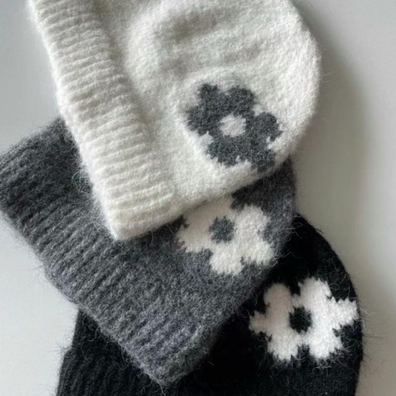 【FHICS】正韓毛帽 最新款 花朵圖騰 彩色風格 冬天必備 男女適合 帽子 冬天毛帽 正韓毛帽-細節圖3