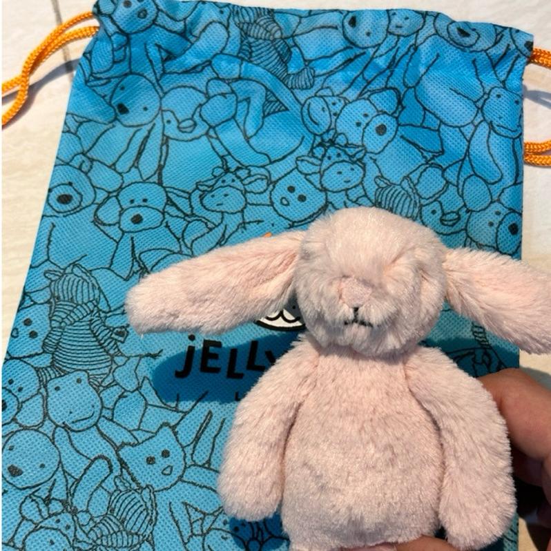 現貨 保證正版 歐洲代購 有購證 防塵袋 Jellycat 可頌 兔兔 咖啡豆 法棍 開心果 吊飾 娃娃 歐洲 加拿大-細節圖3
