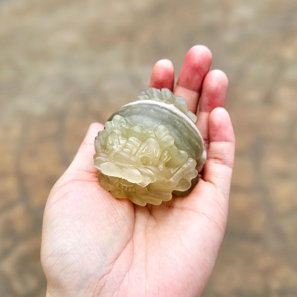 〔嗡嗡水晶礦寶小舖〕絲綢螢石龍龜-青草舒服-細節圖2