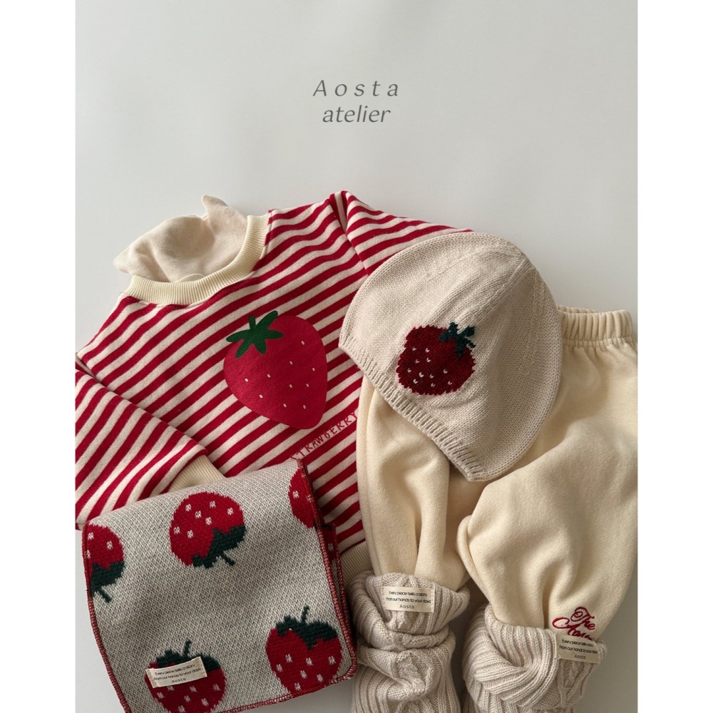 ❄️條紋80/米白110現貨❄️AOSTA 草莓刷毛大學Tee🧸韓國童裝-細節圖6