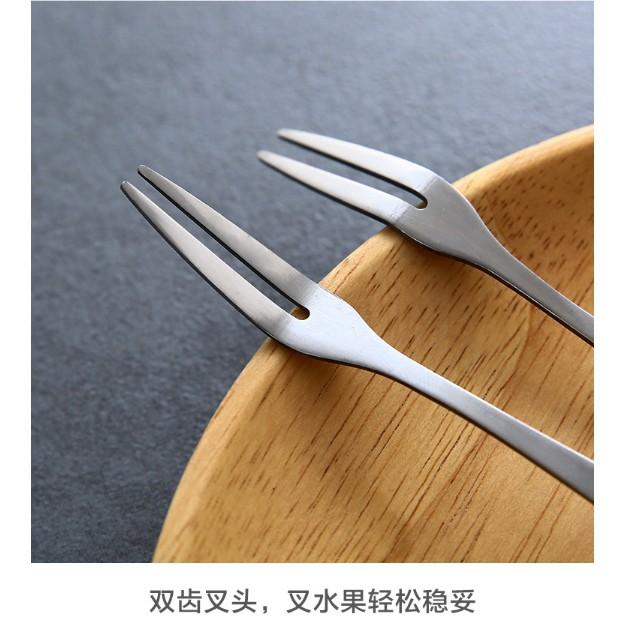 皮老闆3C賣場 不鏽鋼小叉子 水果叉 甜點叉 蛋糕叉 西餐 餐具碗盤 廚房用品 刀叉  叉子 環保 台灣 現貨-細節圖8