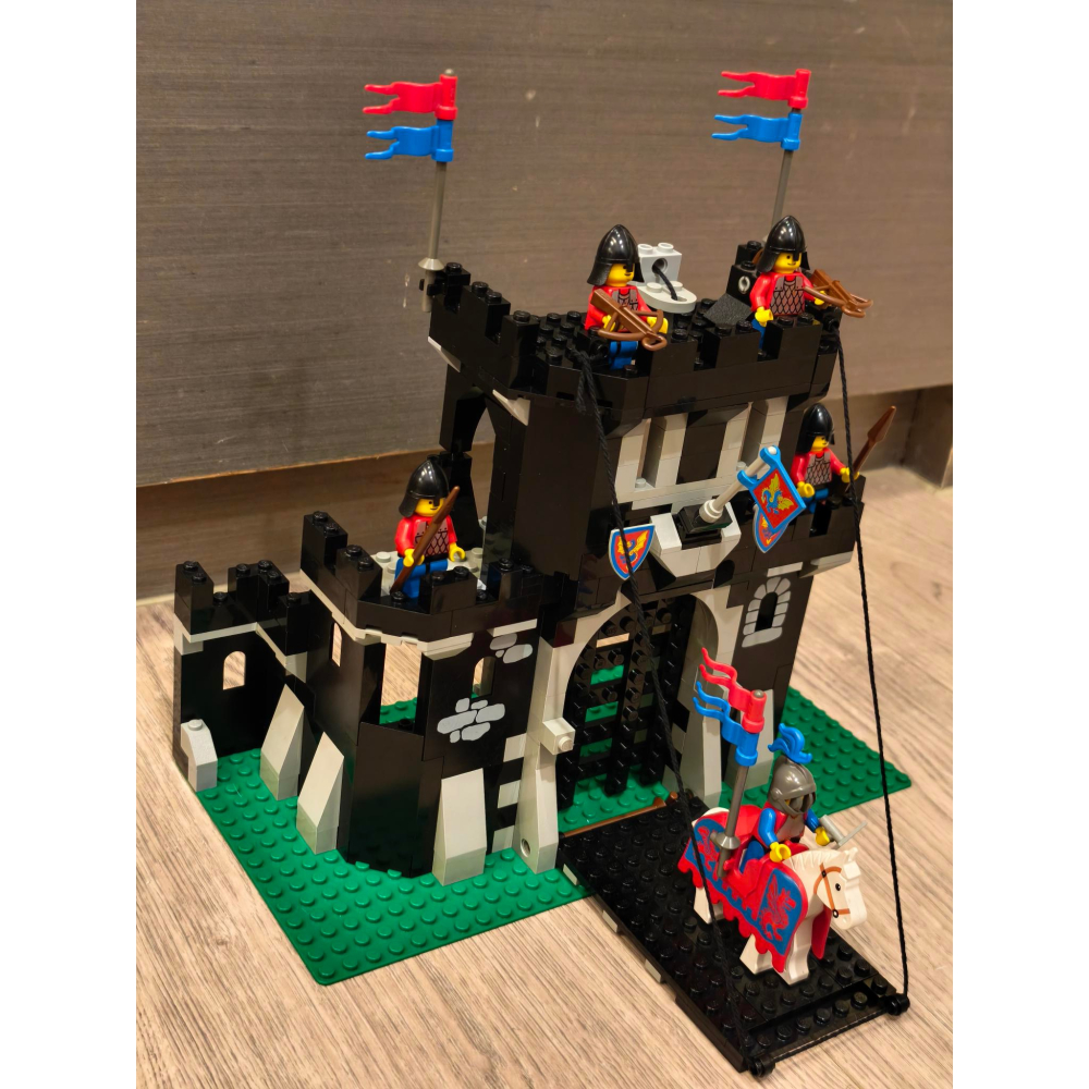 LEGO樂高經典絕版城堡系列6085 Black Monarch＇s Castle黑龍城堡半座城堡二手美品-細節圖2