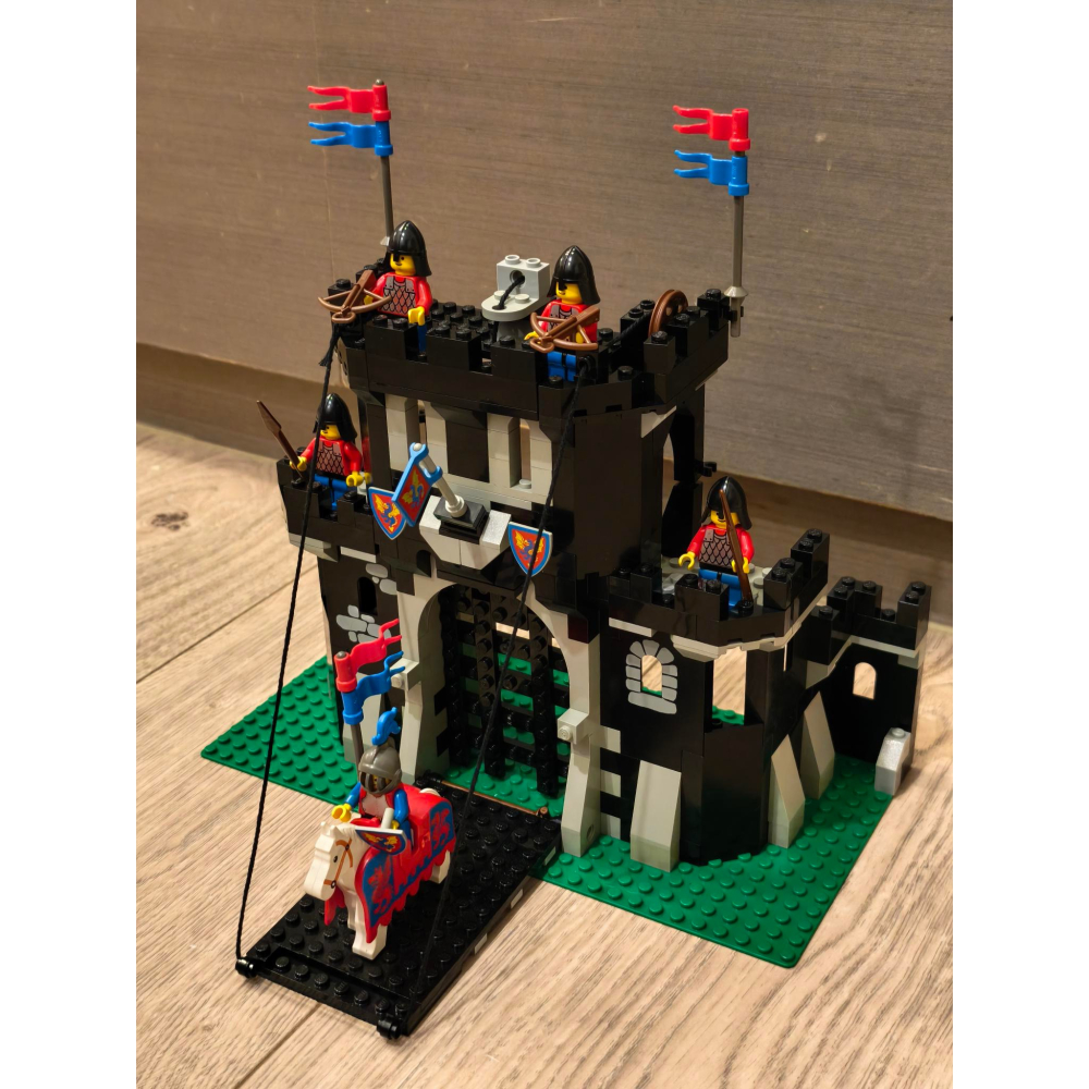 LEGO樂高經典絕版城堡系列6085 Black Monarch＇s Castle黑龍城堡半座城堡二手美品-細節圖3