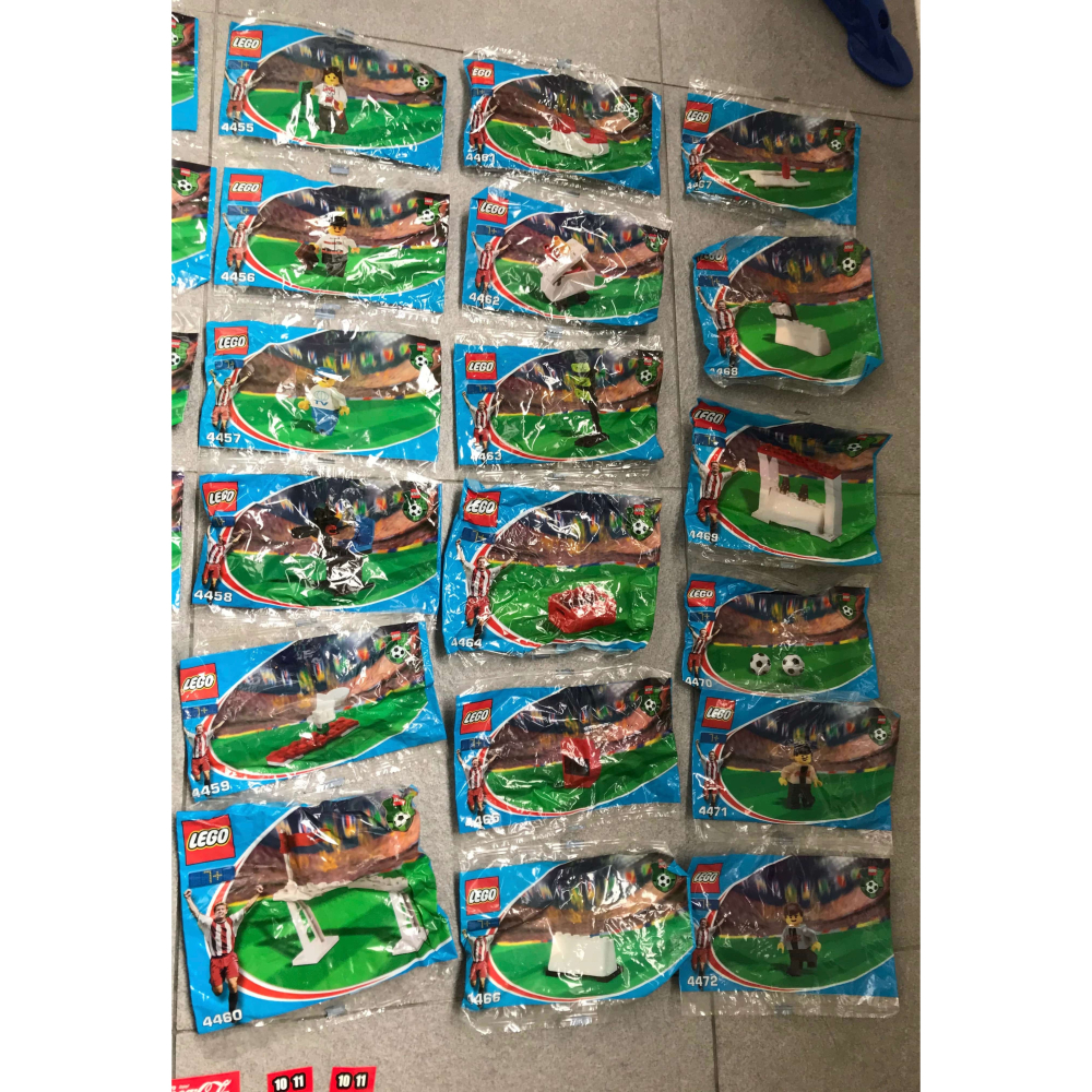 Lego樂高經典絕版世界盃足球賽限定CokeCola可口可樂人偶場景大全套含4443-4472含超稀有4471/4472-細節圖3