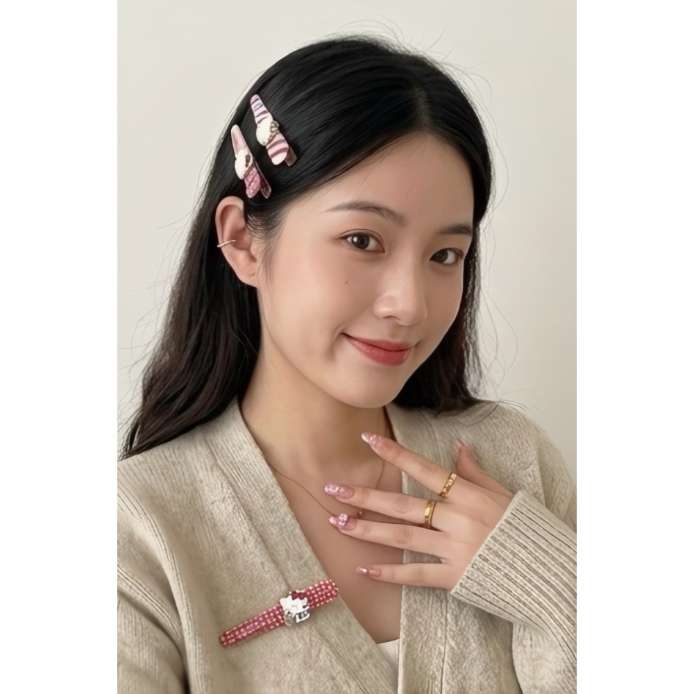 🍓Hello Kitty三件組髮夾｜韓系甜妹髮飾 瀏海夾 長夾 邊夾 少女髮夾 可愛卡通髮夾 日常穿搭必備-細節圖4