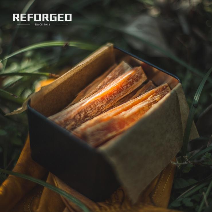 (現貨) Reforged 天然松明木火種 Fatwood 180g精裝鐵盒 #野營 #火種 #露營 #升火 #焚火台-細節圖2