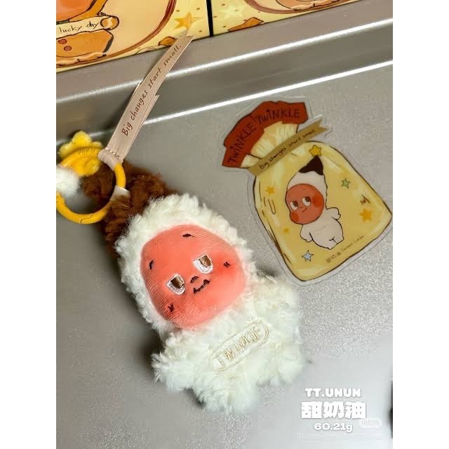 泡泡瑪特 星星人 小餅乾絨毛掛件  拆盒未拆袋-規格圖1