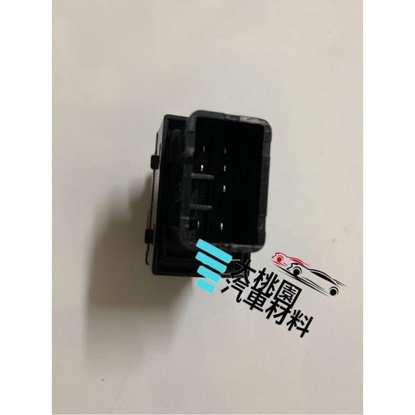 ➶大桃園汽車材料➶ 現代 TUCSON 05年後 電動窗開關 升降機開關 電動窗單控 前右 後左 後右 台製新品-細節圖3