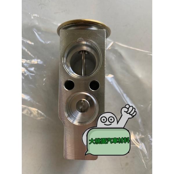➶大桃園汽車材料➶ 膨脹閥 三菱 LANCER(菱帥)VIRAGE 01年 FORTIS 日本不二工 汽車冷氣四角膨脹閥-細節圖2