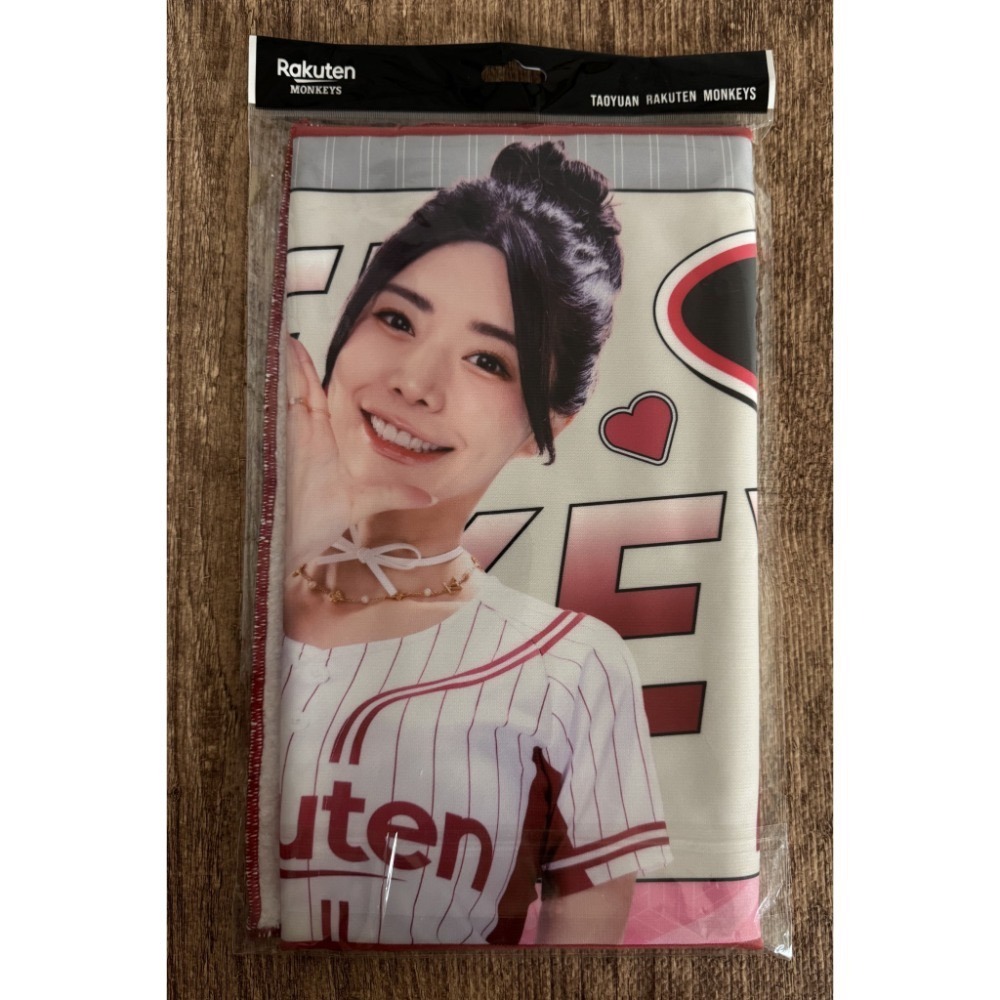 2025 樂天桃猿 樂天女孩 Rakuten Girls 河智媛 廉世彬 禹洙漢 嘎琳 林艾融 影像 應援毛巾 全新未拆-規格圖9